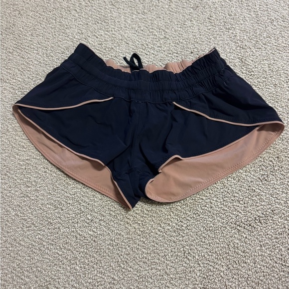 lululemon athletica Pants - Lululemon Reversible hottie hits Best for size 4-6